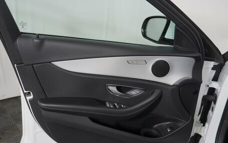 Mercedes-Benz E-Класс, 2021 год, 4 090 000 рублей, 7 фотография