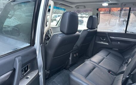 Mitsubishi Pajero IV, 2015 год, 2 580 000 рублей, 12 фотография