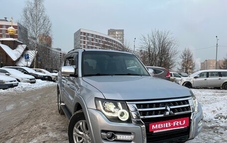 Mitsubishi Pajero IV, 2015 год, 2 580 000 рублей, 6 фотография