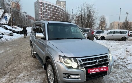 Mitsubishi Pajero IV, 2015 год, 2 580 000 рублей, 16 фотография