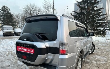 Mitsubishi Pajero IV, 2015 год, 2 580 000 рублей, 4 фотография