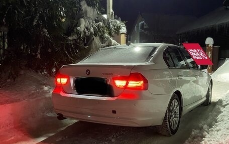 BMW 3 серия, 2011 год, 950 000 рублей, 2 фотография