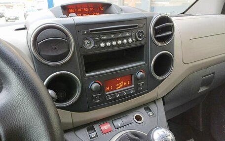 Peugeot Partner II рестайлинг 2, 2013 год, 595 000 рублей, 8 фотография