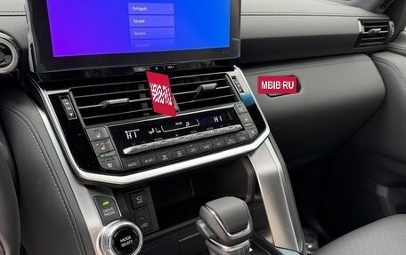 Toyota Land Cruiser, 2025 год, 15 500 000 рублей, 18 фотография