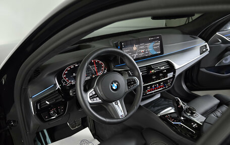 BMW 5 серия, 2021 год, 12 000 000 рублей, 17 фотография