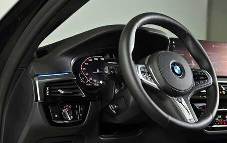 BMW 5 серия, 2021 год, 12 000 000 рублей, 18 фотография