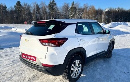 Chevrolet TrailBlazer, 2021 год, 1 800 000 рублей, 5 фотография