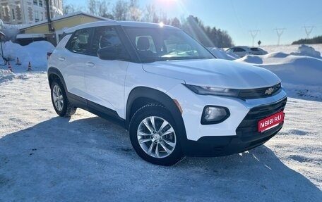 Chevrolet TrailBlazer, 2021 год, 1 800 000 рублей, 3 фотография