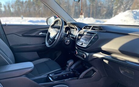 Chevrolet TrailBlazer, 2021 год, 1 800 000 рублей, 20 фотография