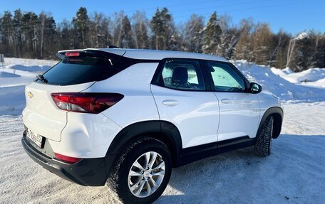 Chevrolet TrailBlazer, 2021 год, 1 800 000 рублей, 25 фотография