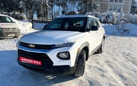 Chevrolet TrailBlazer, 2021 год, 1 800 000 рублей, 12 фотография