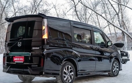 Honda Stepwgn IV, 2018 год, 2 130 000 рублей, 3 фотография