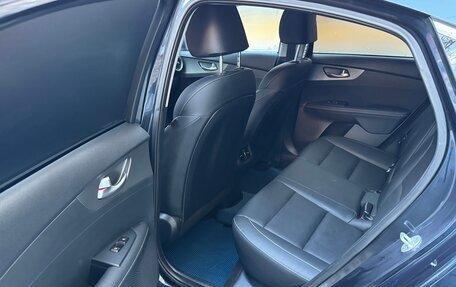 KIA K3, 2019 год, 2 100 000 рублей, 15 фотография