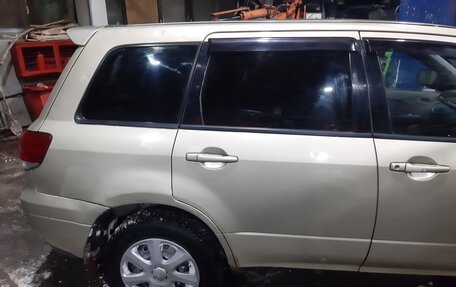 Mitsubishi Airtrek, 2002 год, 410 000 рублей, 2 фотография