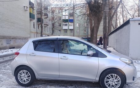 Toyota Vitz, 2013 год, 635 000 рублей, 7 фотография