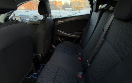 Hyundai Solaris II рестайлинг, 2015 год, 950 000 рублей, 9 фотография