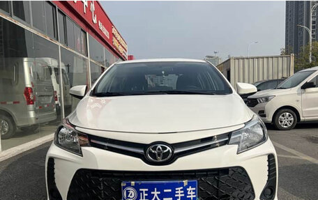 Toyota Vios III, 2022 год, 1 090 000 рублей, 2 фотография