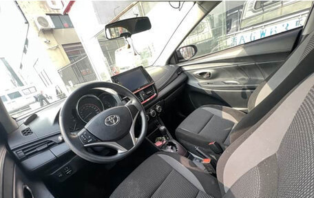 Toyota Vios III, 2022 год, 1 090 000 рублей, 9 фотография