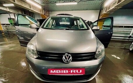 Volkswagen Golf Plus II, 2012 год, 570 000 рублей, 2 фотография