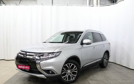 Mitsubishi Outlander III рестайлинг 3, 2018 год, 2 795 000 рублей, 1 фотография