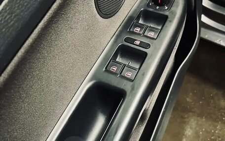 Volkswagen Golf Plus II, 2012 год, 570 000 рублей, 26 фотография