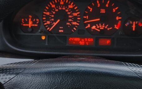 BMW 3 серия, 2002 год, 600 000 рублей, 10 фотография