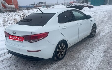 KIA Rio III рестайлинг, 2015 год, 1 200 000 рублей, 4 фотография