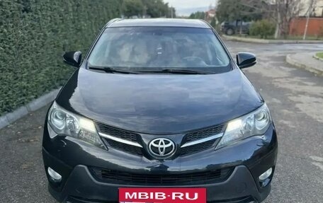 Toyota RAV4, 2013 год, 1 650 000 рублей, 4 фотография