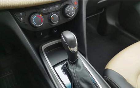 Chevrolet Monza, 2022 год, 1 180 000 рублей, 8 фотография