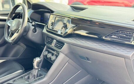 Volkswagen Taos, 2021 год, 2 500 000 рублей, 19 фотография