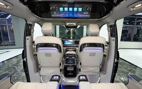 Mercedes-Benz V-Класс, 2024 год, 9 949 133 рублей, 6 фотография