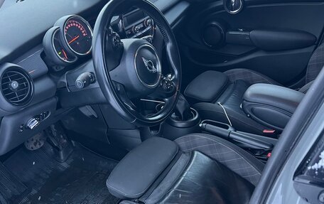 MINI Hatch, 2018 год, 1 655 000 рублей, 9 фотография