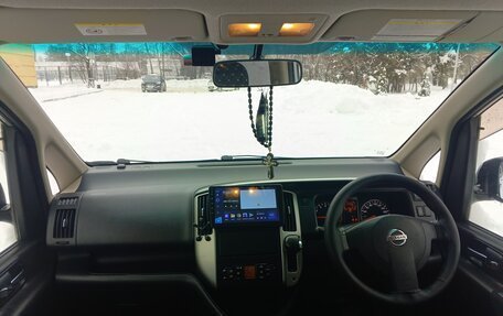 Nissan Serena III, 2010 год, 960 000 рублей, 12 фотография