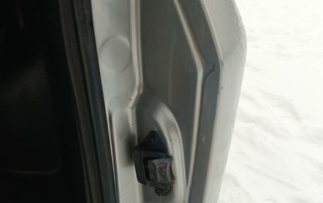 Nissan Serena III, 2010 год, 960 000 рублей, 24 фотография