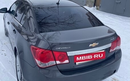 Chevrolet Cruze II, 2011 год, 795 000 рублей, 5 фотография