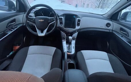 Chevrolet Cruze II, 2011 год, 795 000 рублей, 7 фотография