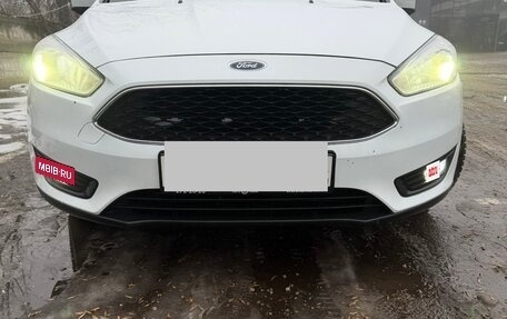 Ford Focus III, 2017 год, 800 000 рублей, 2 фотография