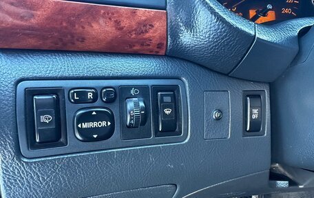 Toyota Avensis III рестайлинг, 2005 год, 525 000 рублей, 28 фотография