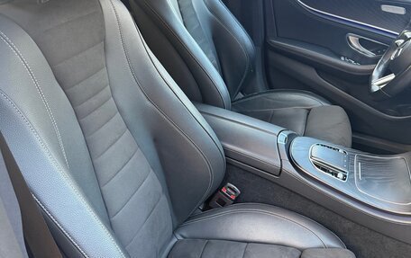 Mercedes-Benz E-Класс, 2020 год, 4 500 000 рублей, 7 фотография