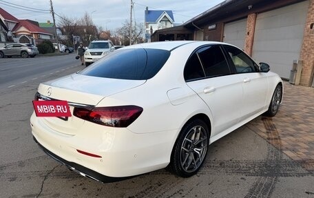 Mercedes-Benz E-Класс, 2020 год, 4 500 000 рублей, 4 фотография