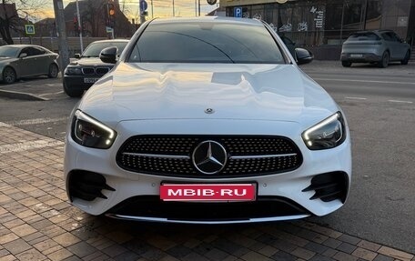 Mercedes-Benz E-Класс, 2020 год, 4 500 000 рублей, 15 фотография