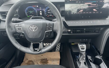 Toyota Camry, 2025 год, 4 699 999 рублей, 10 фотография