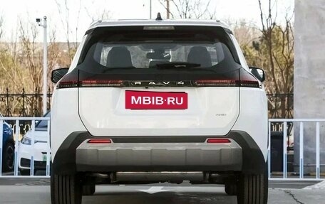 Toyota RAV4, 2025 год, 4 989 000 рублей, 4 фотография