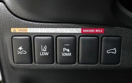 Mitsubishi Outlander III рестайлинг 3, 2018 год, 2 795 000 рублей, 13 фотография