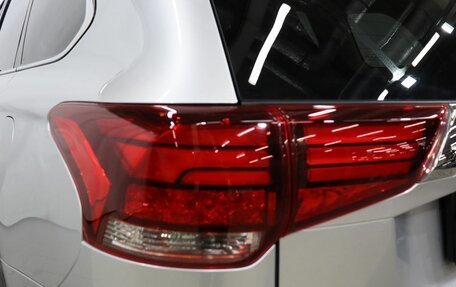 Mitsubishi Outlander III рестайлинг 3, 2018 год, 2 795 000 рублей, 24 фотография