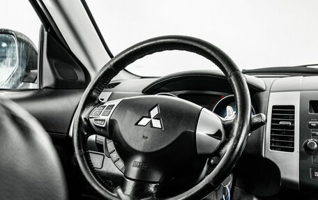 Mitsubishi Outlander III рестайлинг 3, 2011 год, 1 150 000 рублей, 14 фотография