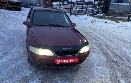 Opel Vectra B рестайлинг, 1998 год, 300 000 рублей, 3 фотография