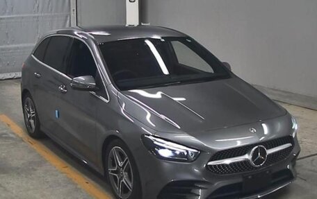 Mercedes-Benz B-Класс, 2020 год, 2 200 000 рублей, 11 фотография