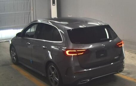 Mercedes-Benz B-Класс, 2020 год, 2 200 000 рублей, 12 фотография