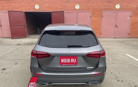 Mercedes-Benz B-Класс, 2020 год, 2 200 000 рублей, 2 фотография